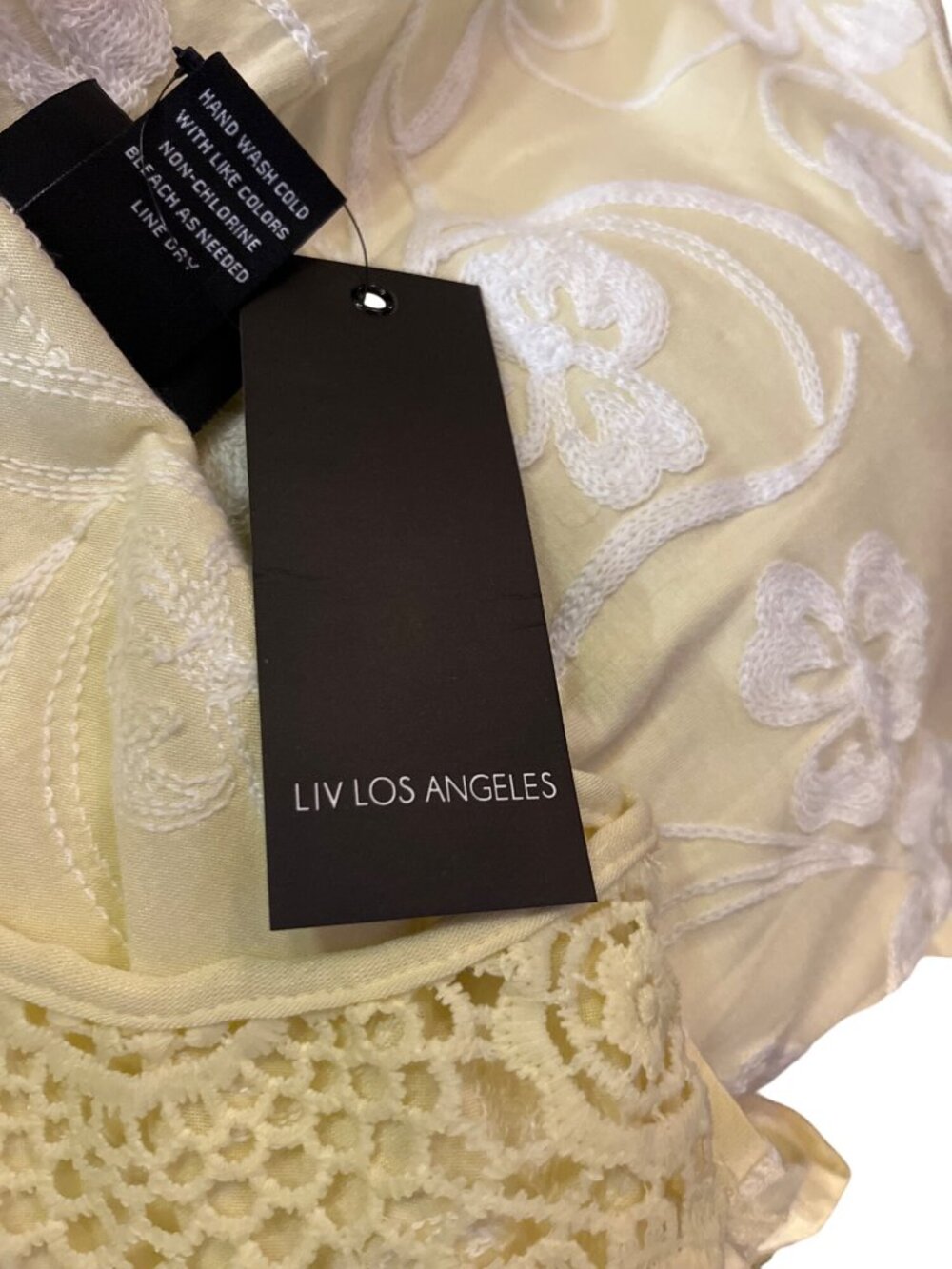 Liv Los Angeles Top Womens 1X NWT Yellow Embroidered Crochet Boho Blouse - Picture 7 of 13